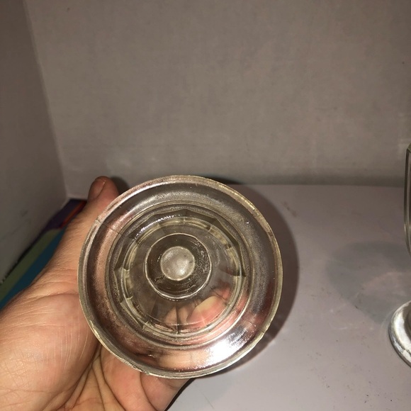 Four vintage ribbed clear glass footed bowls/ glasses for ice cream - Picture 3 of 13